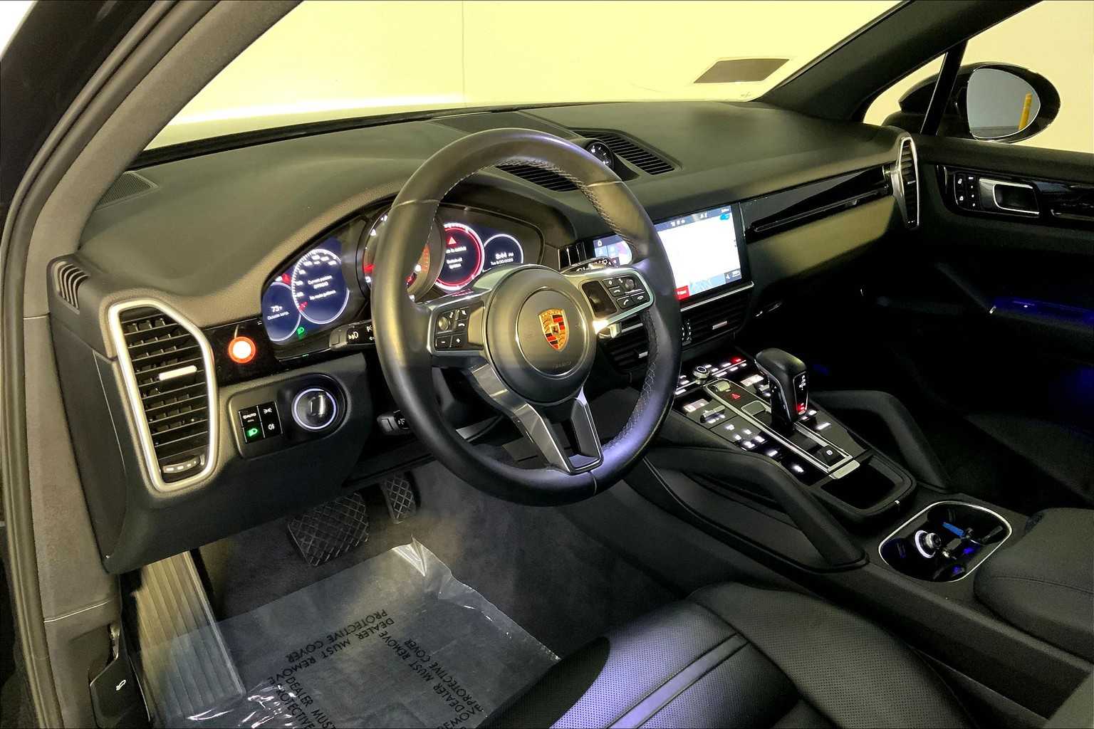 2020 Porsche Cayenne photo 17