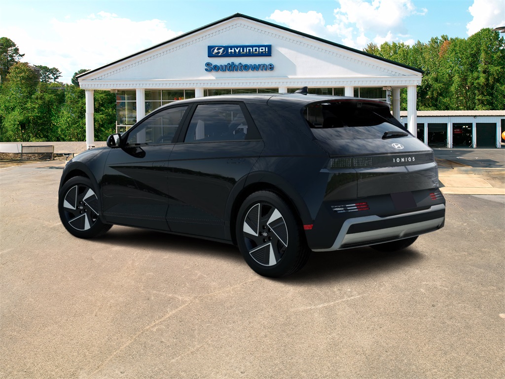 2025 Hyundai Ioniq 5 SE photo 4