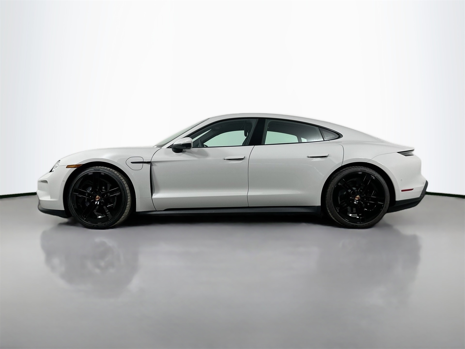 Used 2025 Porsche Taycan Base with VIN WP0AA2Y16SSA11296 for sale in Fort Worth, TX