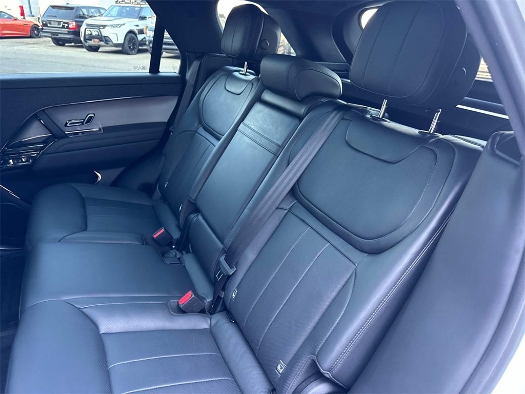 2024 Land Rover Range Rover Sport P400 Dynamic SE photo 12