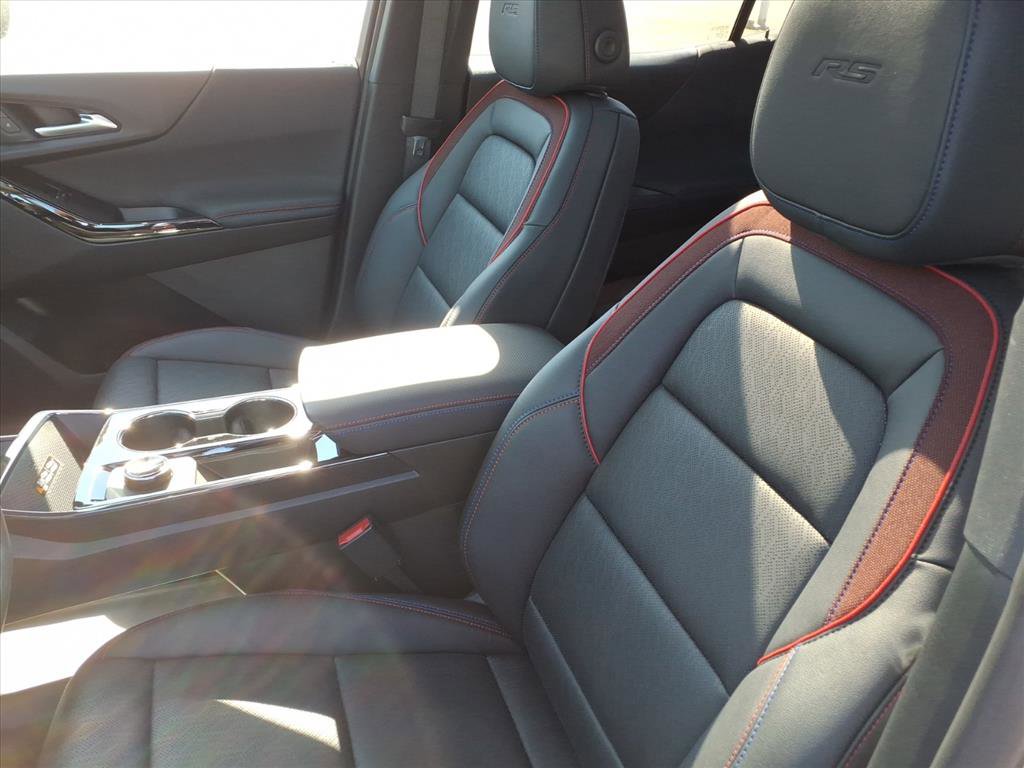 2026 Chevrolet Equinox RS photo 4