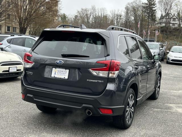 2022 Subaru Forester Limited photo 4
