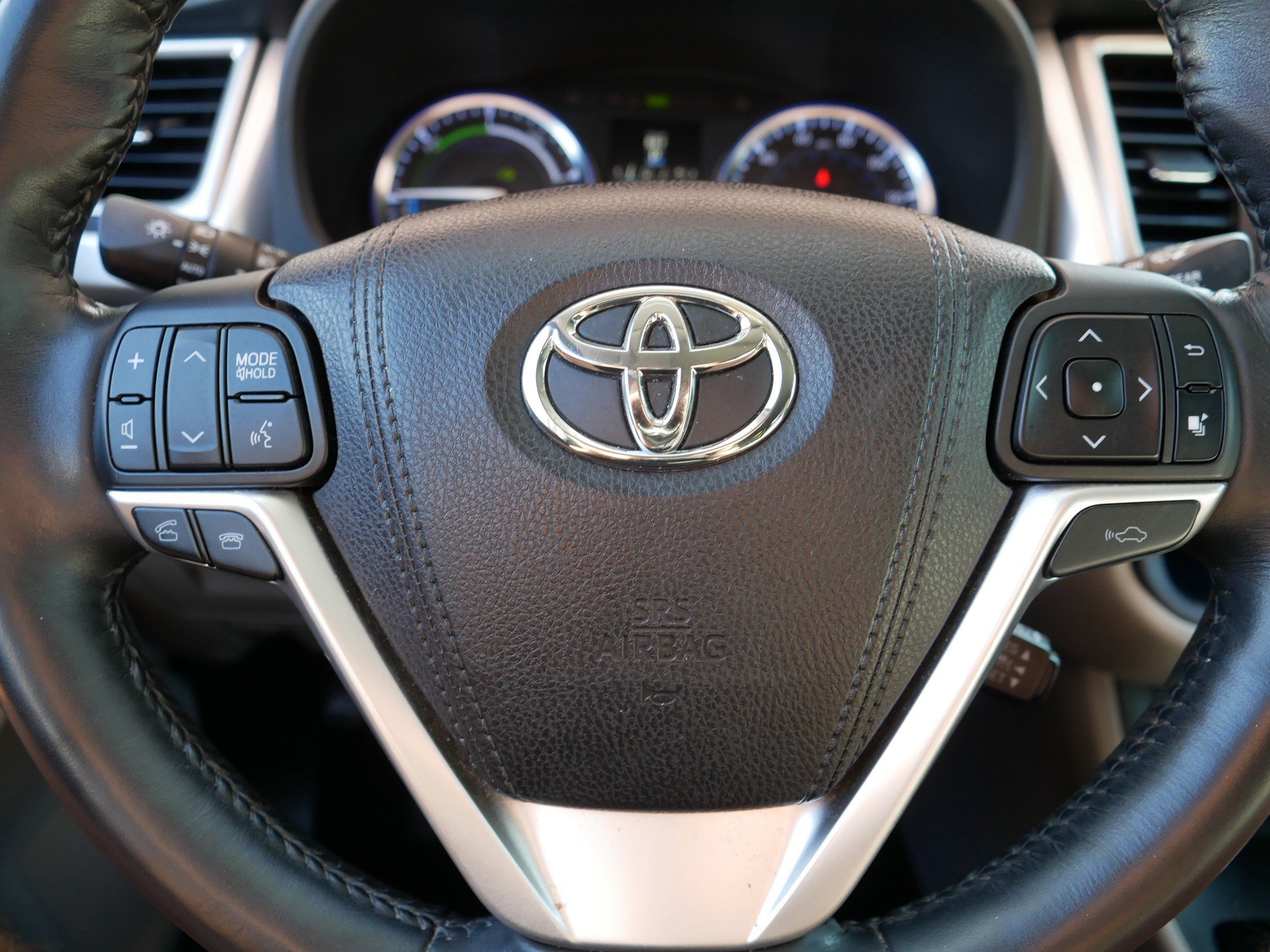 2015 Toyota Highlander Hybrid Limited photo 24