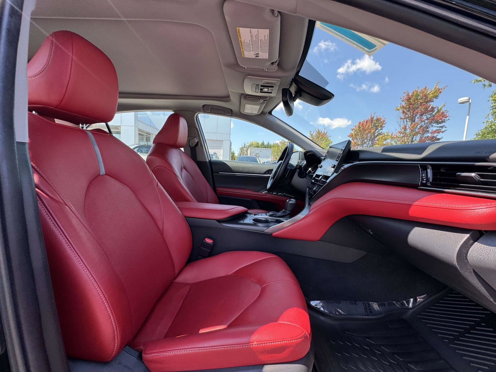 2021 Toyota Camry XSE photo 7