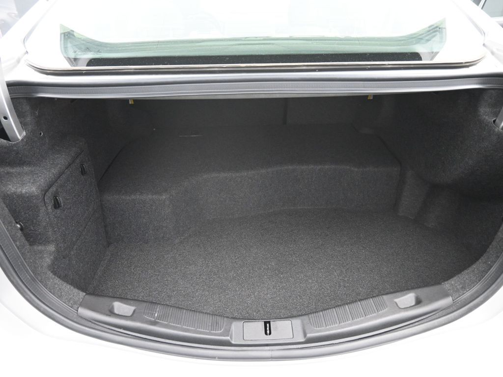 2018 Ford Fusion Hybrid S photo 40
