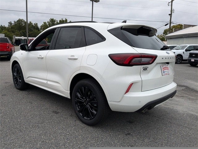 2024 Ford Escape ST-Line Elite photo 6