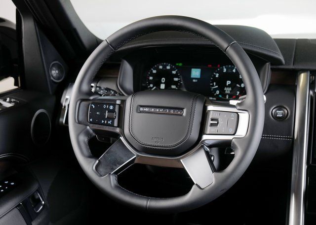 2025 Land Rover Discovery SE photo 12