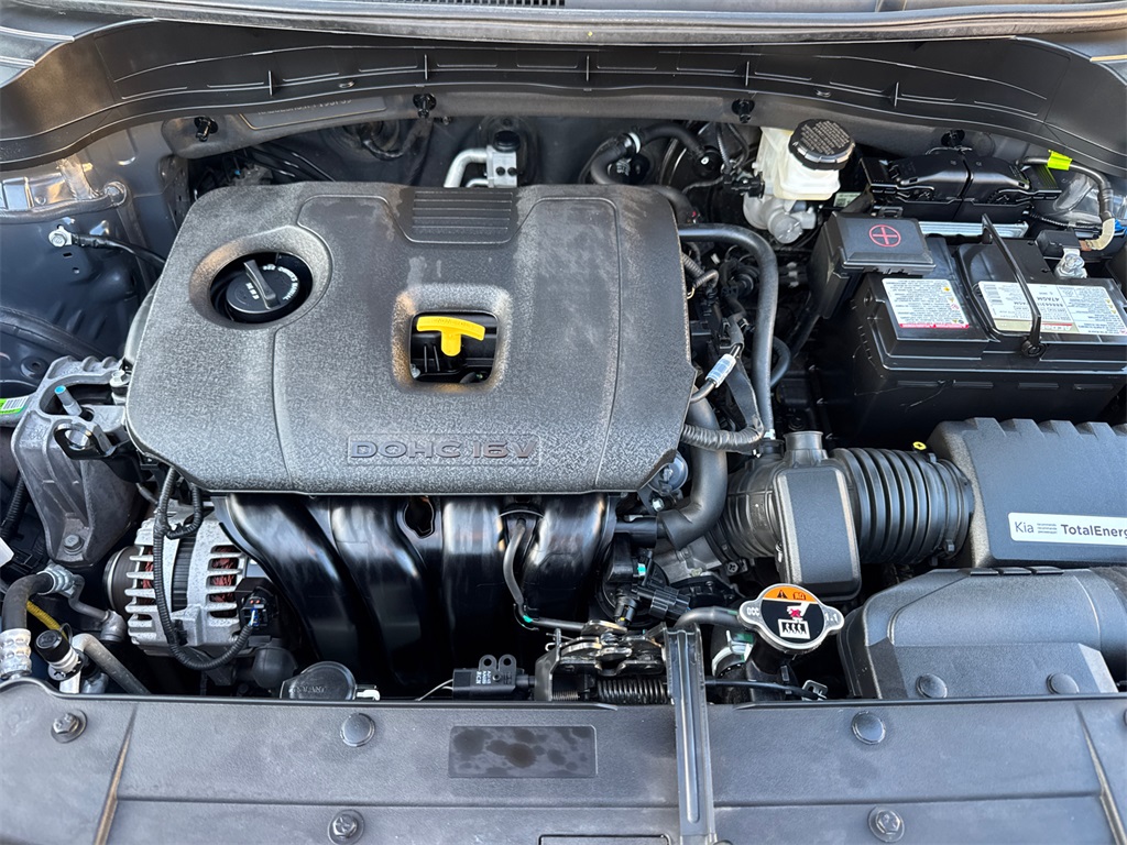 2023 Kia Soul LX photo 3