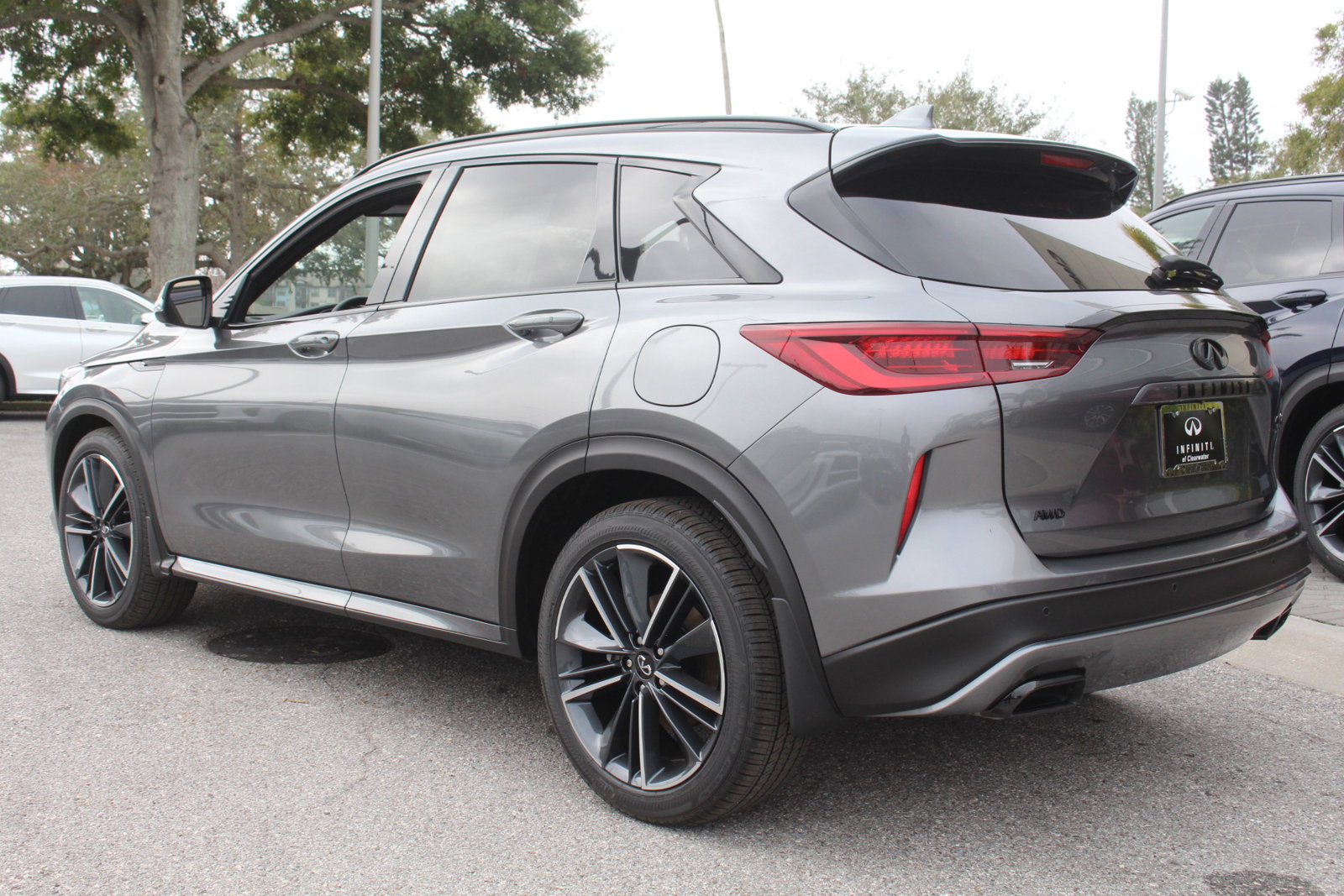 2025 Infiniti QX50 SPORT photo 3