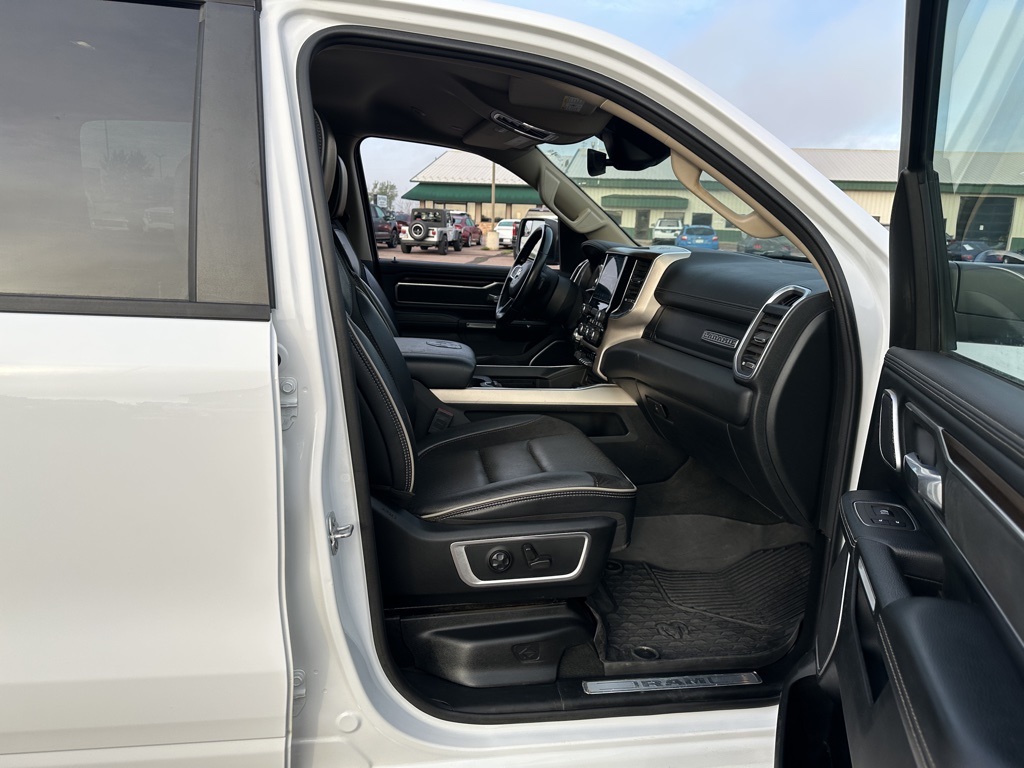 2021 Ram 1500 Laramie photo 24