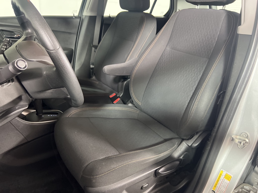2020 Chevrolet Trax LS photo 18