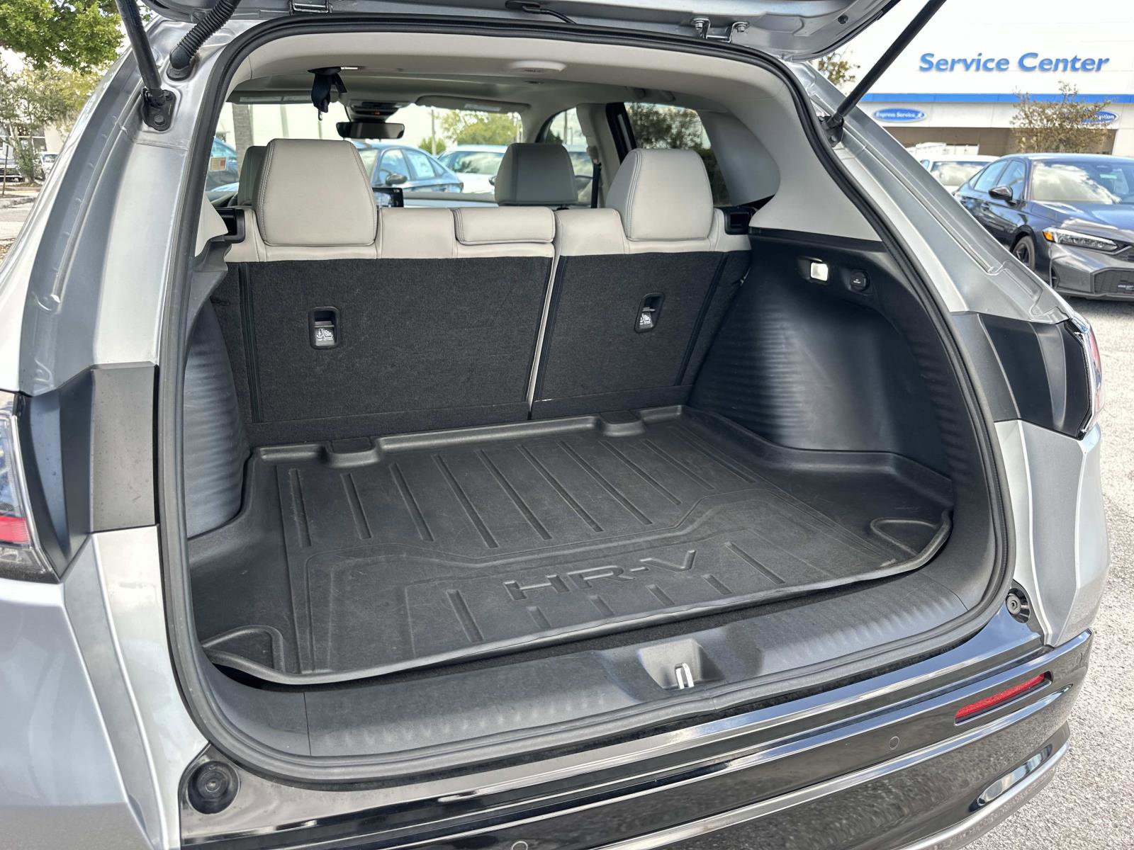 2023 Honda HR-V EX-L photo 9