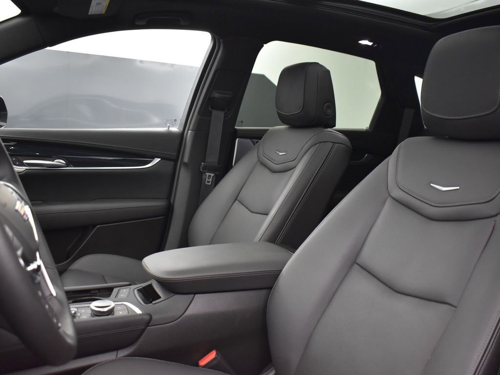 2025 Cadillac XT5 Premium Luxury photo 9