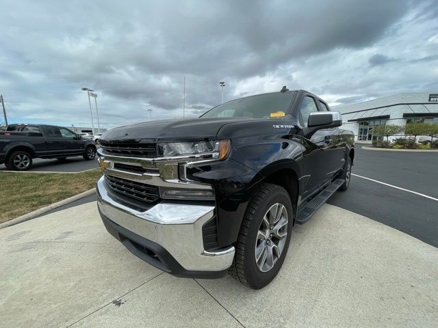 2022 Chevrolet Silverado 1500 LT photo 6