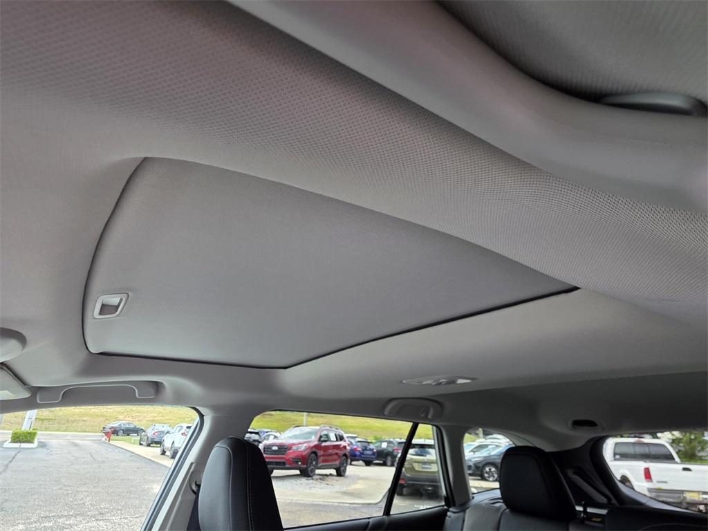 2025 Subaru Outback Onyx Edition photo 9