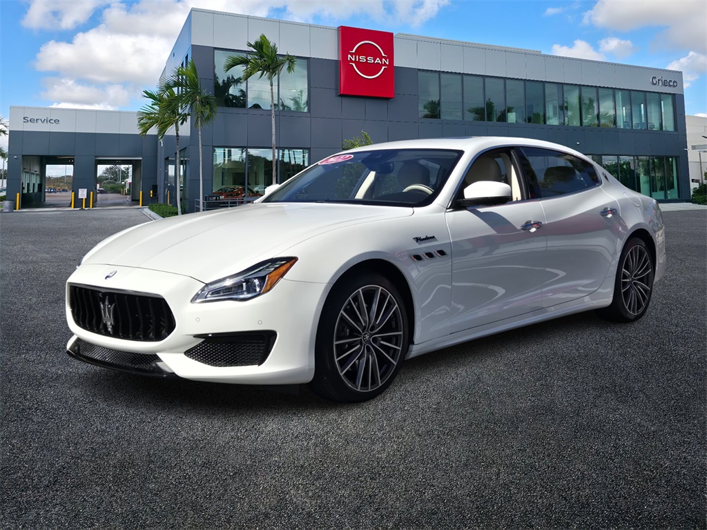 2022 Maserati Quattroporte Modena's photo