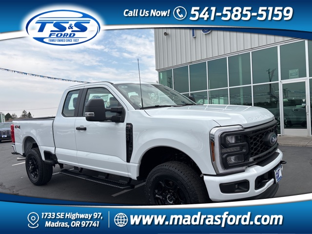 2026 Ford F-350 Super Duty XL's photo