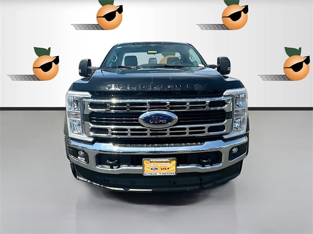 2025 Ford F-450 XL photo 2