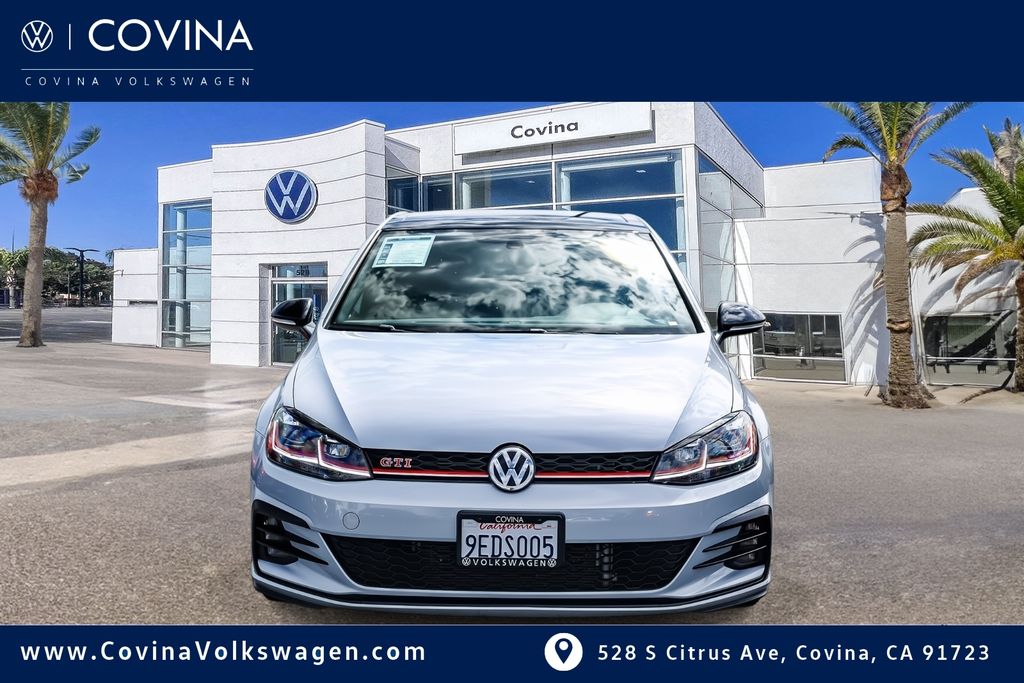2021 Volkswagen Golf GTI SE photo 2