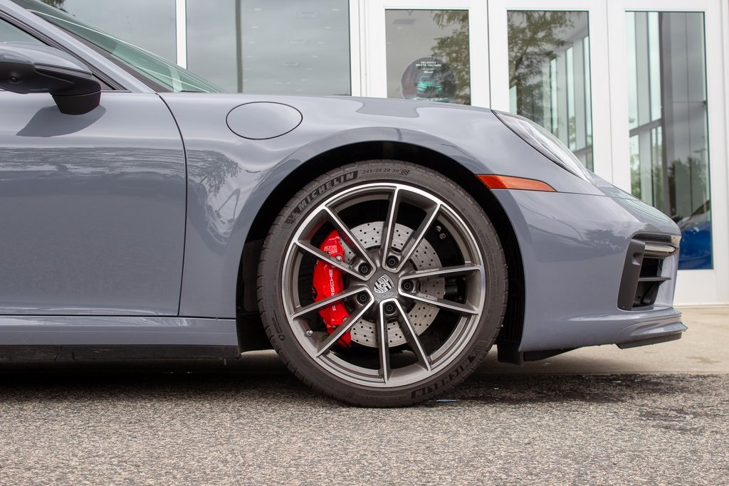 2024 Porsche 911 4S photo 5
