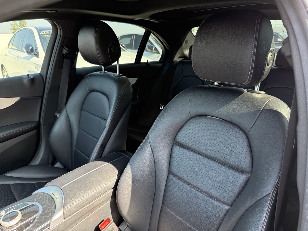 2021 Mercedes Benz C 300 photo 4