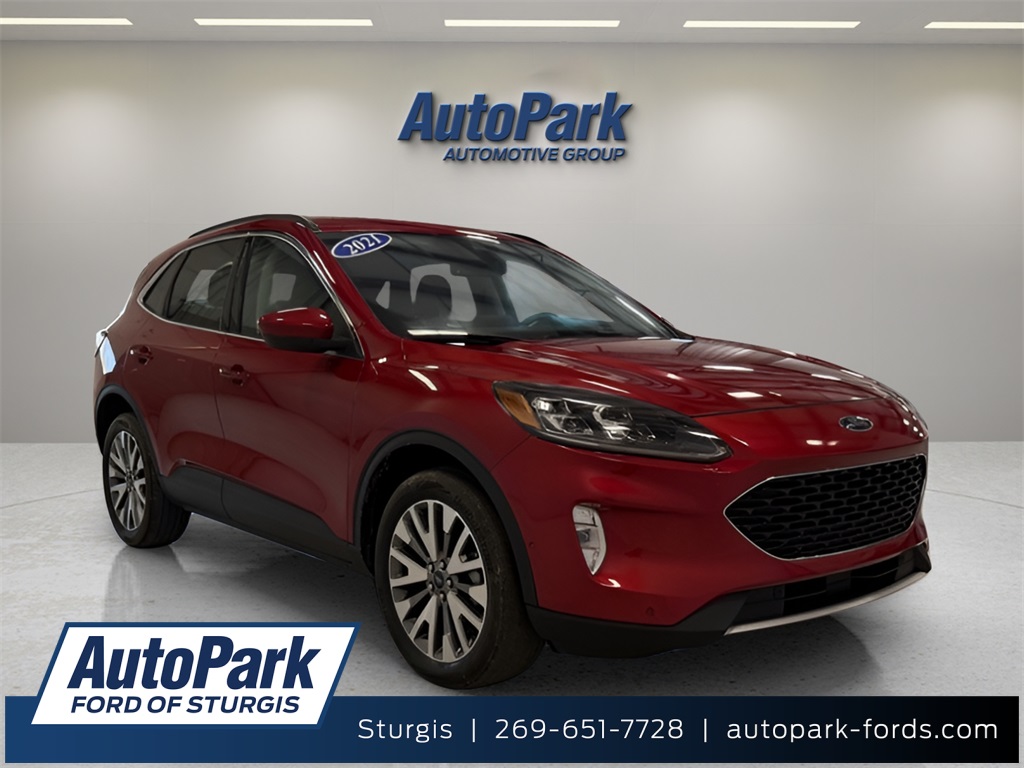2021 Ford Escape Titanium's photo