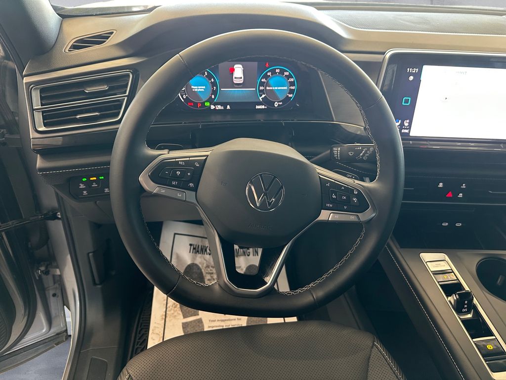 2024 Volkswagen Atlas Cross Sport SE photo 9
