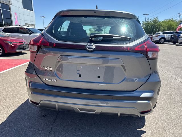 2024 Nissan Kicks S photo 8