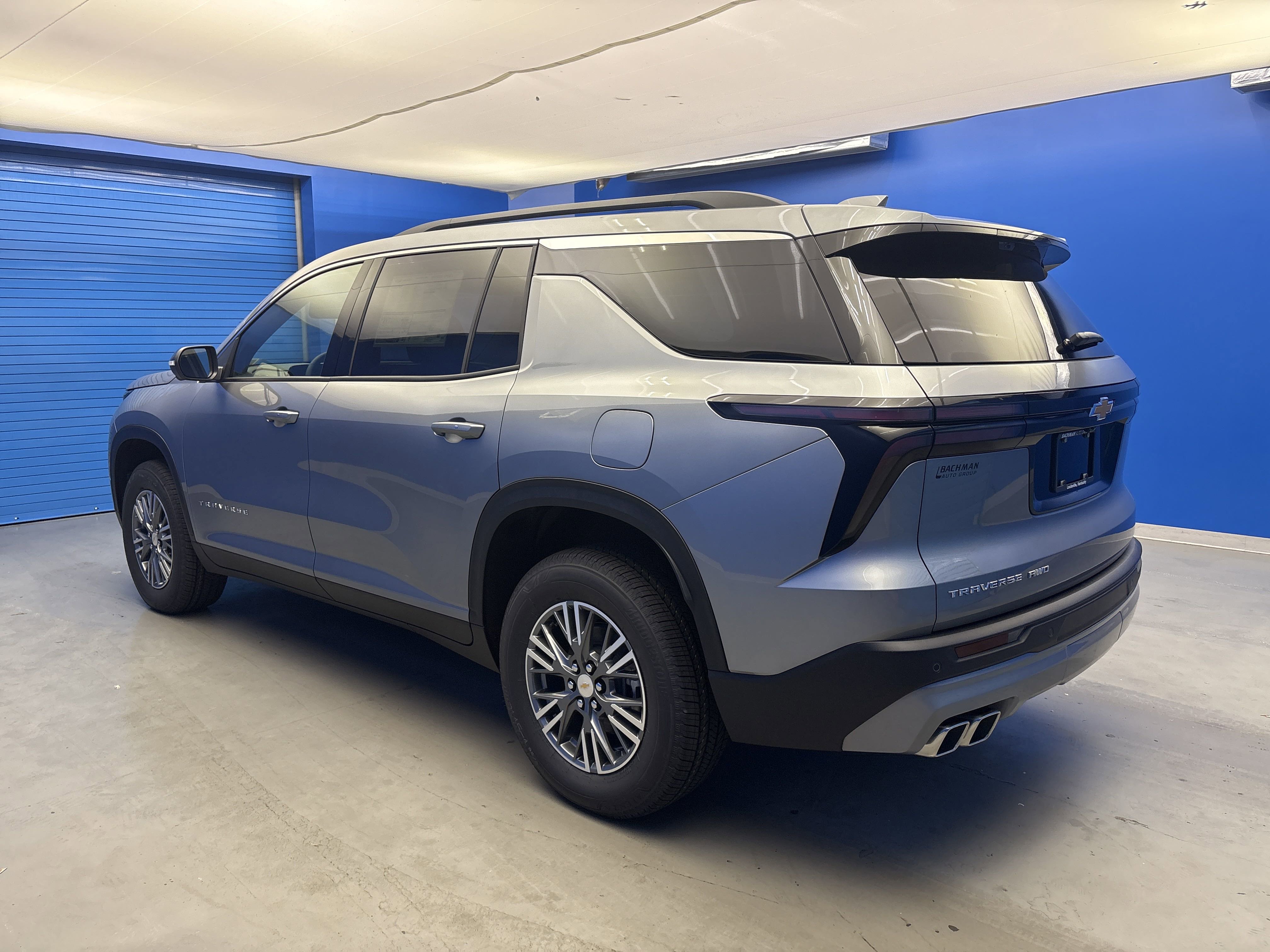 2026 Chevrolet Traverse photo 4