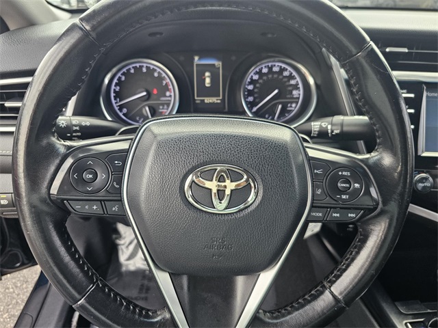 2018 Toyota Camry SE photo 26