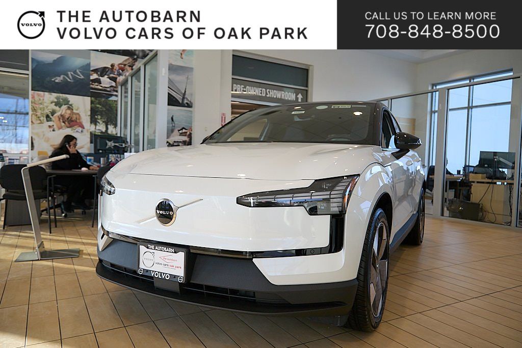 2026 VOLVO EX30 - Image 21