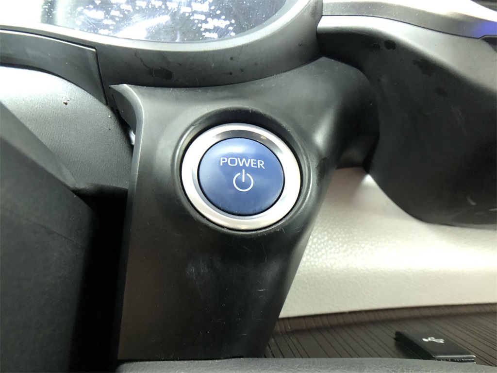 2024 Toyota Sienna XLE photo 18