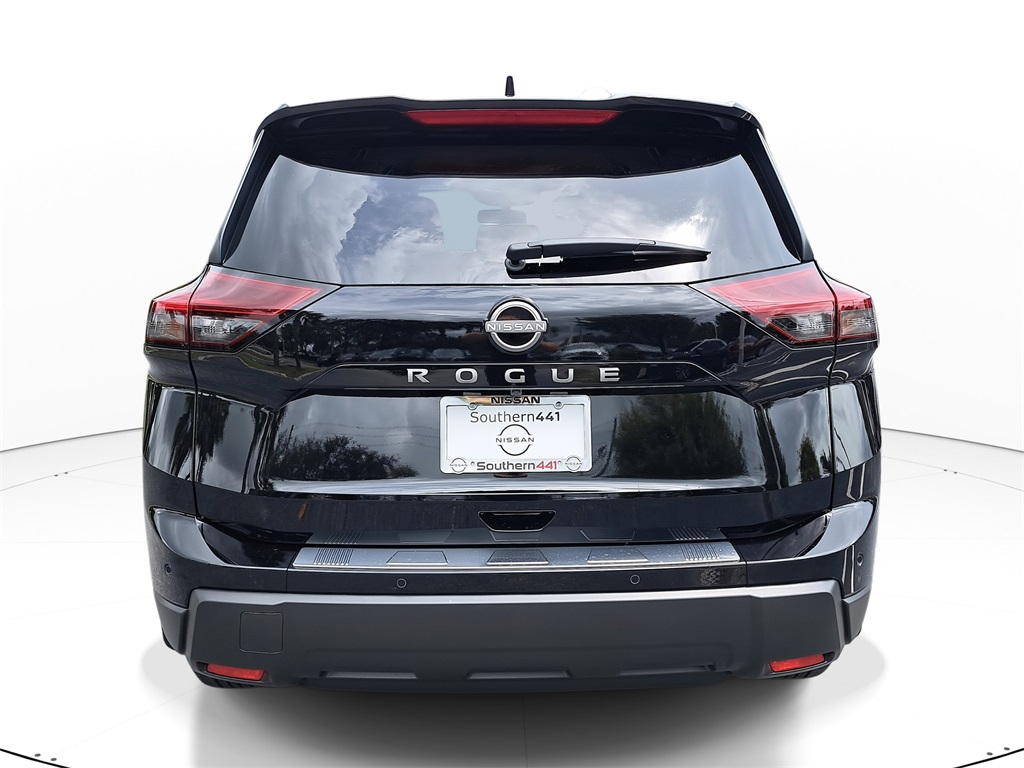 2026 Nissan Rogue SV photo 6