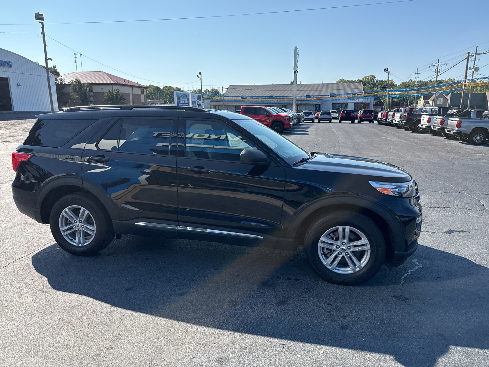 2023 Ford Explorer XLT photo 15