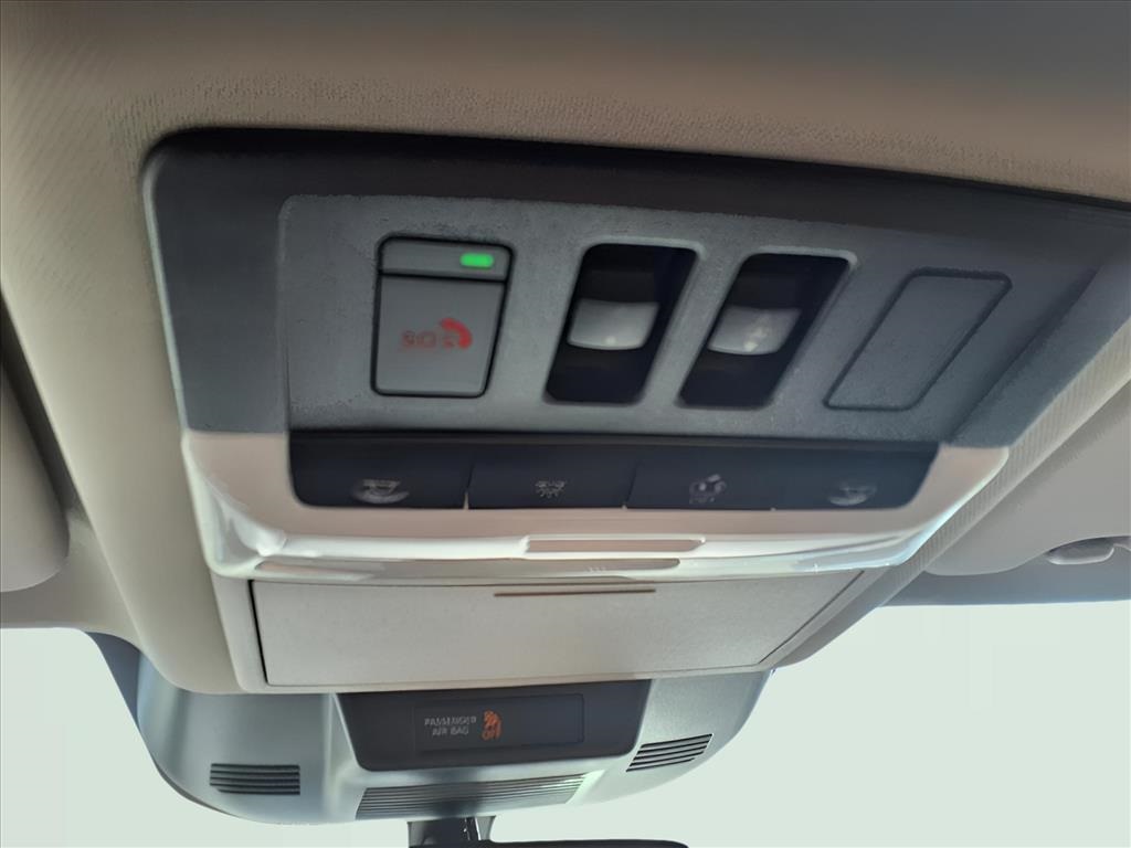 2026 Nissan Rogue Platinum photo 25