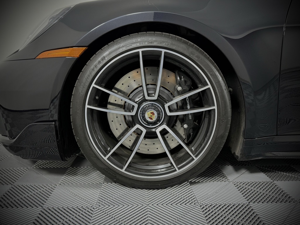 2021 Porsche 911 Turbo photo 13