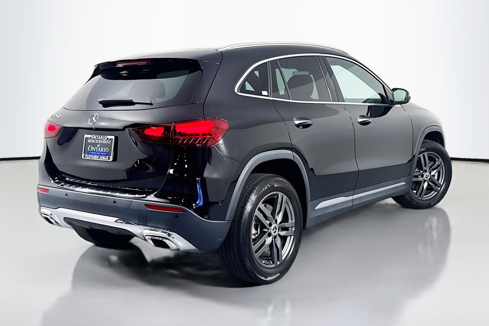 2025 Mercedes Benz GLA 250 photo 10