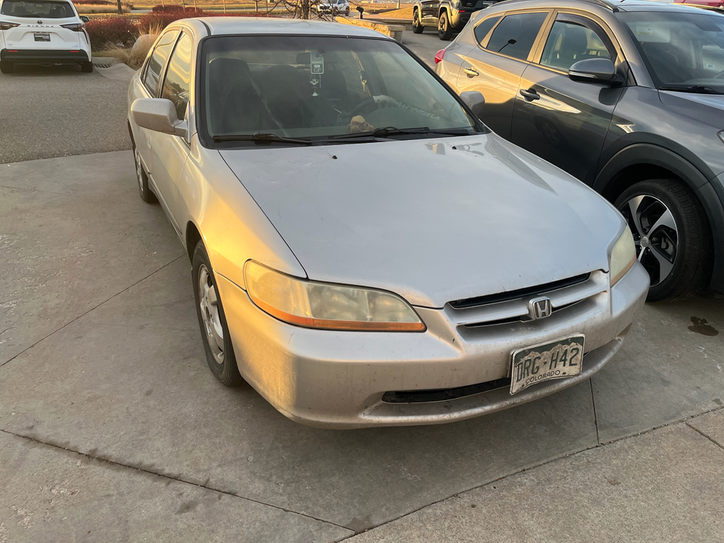 1999 Honda Accord LX's photo
