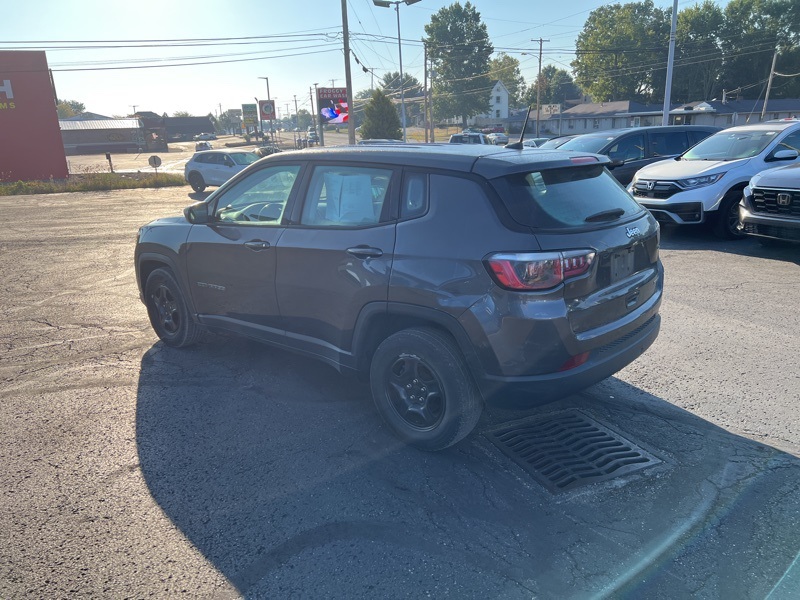 2018 Jeep Compass Sport photo 4