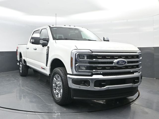 2026 Ford F-350 King Ranch photo 2