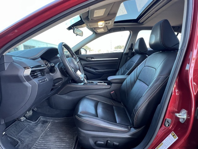 2023 Nissan Altima 2.5 SR photo 4