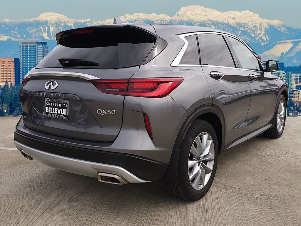 2022 Infiniti QX50 PURE photo 3