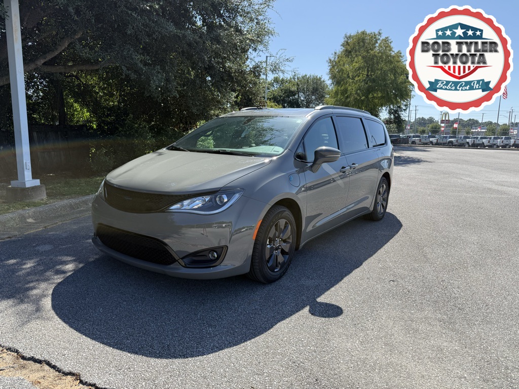 2020 chrysler pre owned pacifica hybrid