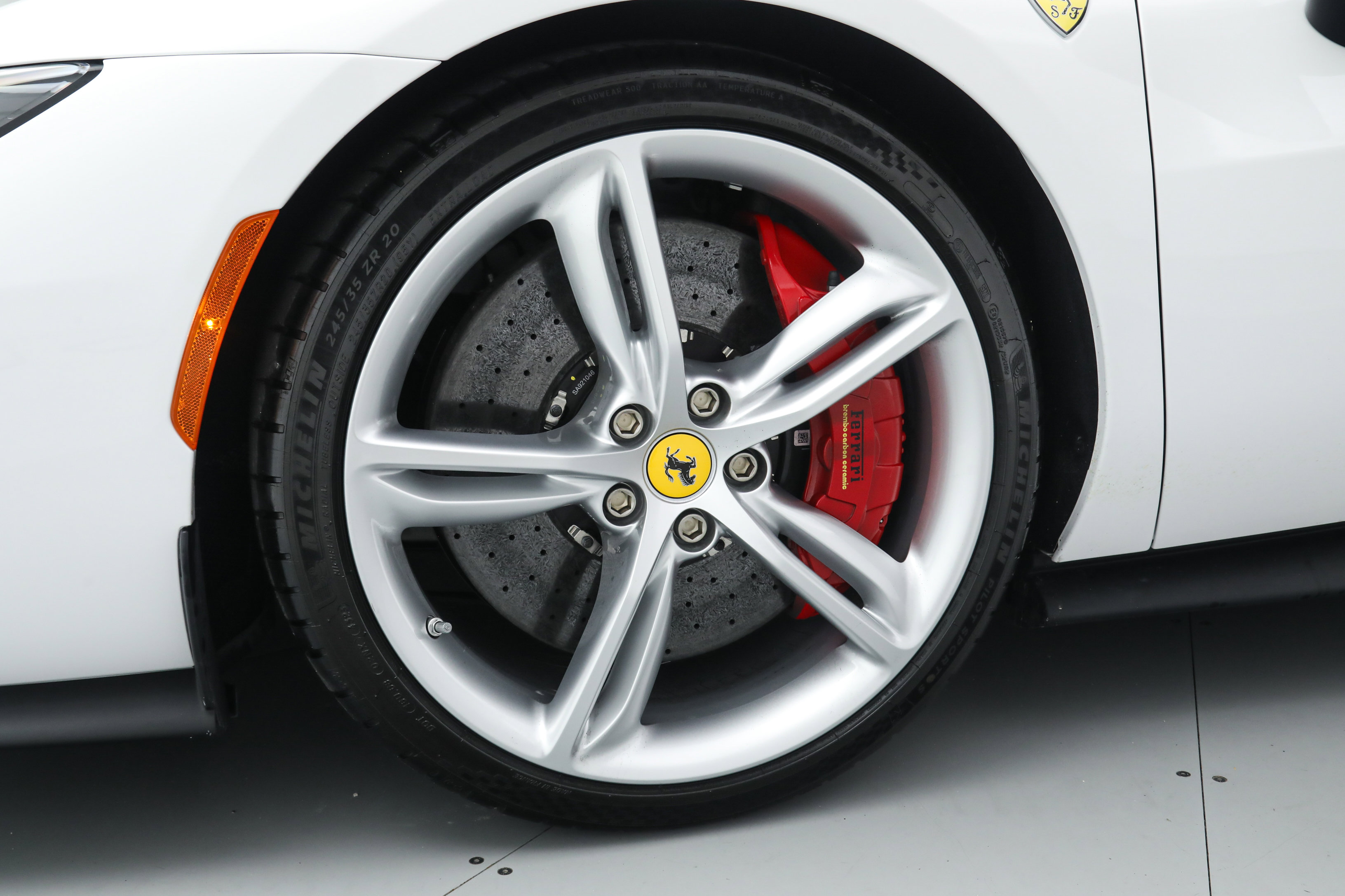 2024 Ferrari 296 GTS photo 17