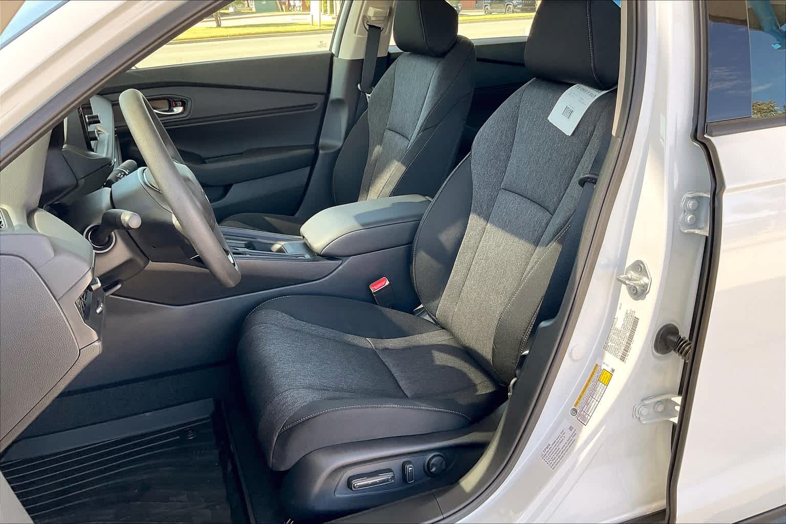 2025 Honda Accord SE photo 9
