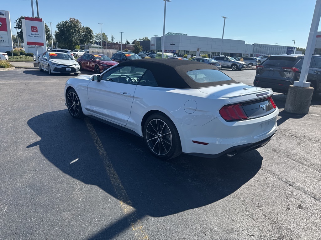 2022 Ford Mustang EcoBoost Premium photo 4