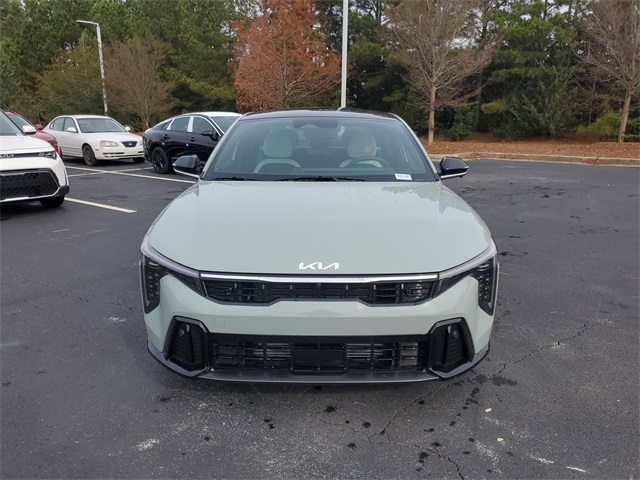 2025 Kia K4 GT-Line Turbo photo 2