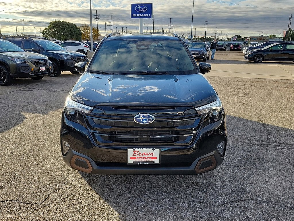 2025 Subaru Forester Sport photo 2