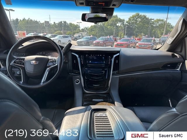 2019 Cadillac Escalade ESV Platinum photo 25