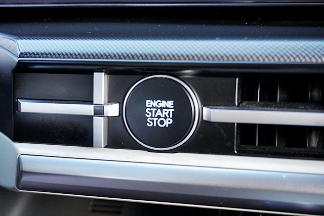 Used 2024 Gray Hyundai SEL image 29